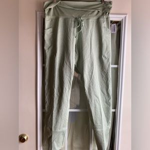 NWT Old Navy CozeCore Joggers XL